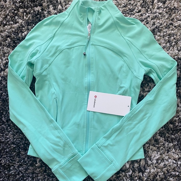 lululemon athletica Jackets & Blazers - ✨SOLD✨NWT Lululemon Nulu Cropped Define Jacket!